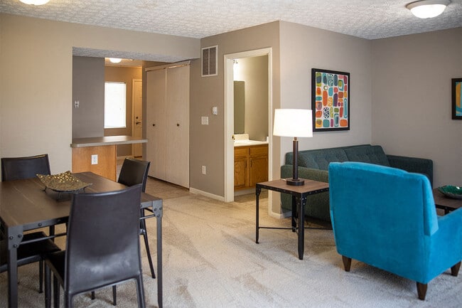 Canal's Edge Apartments