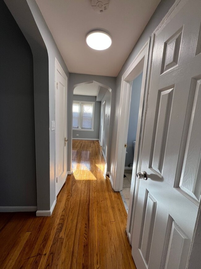 Photo - 7152 S East End Ave