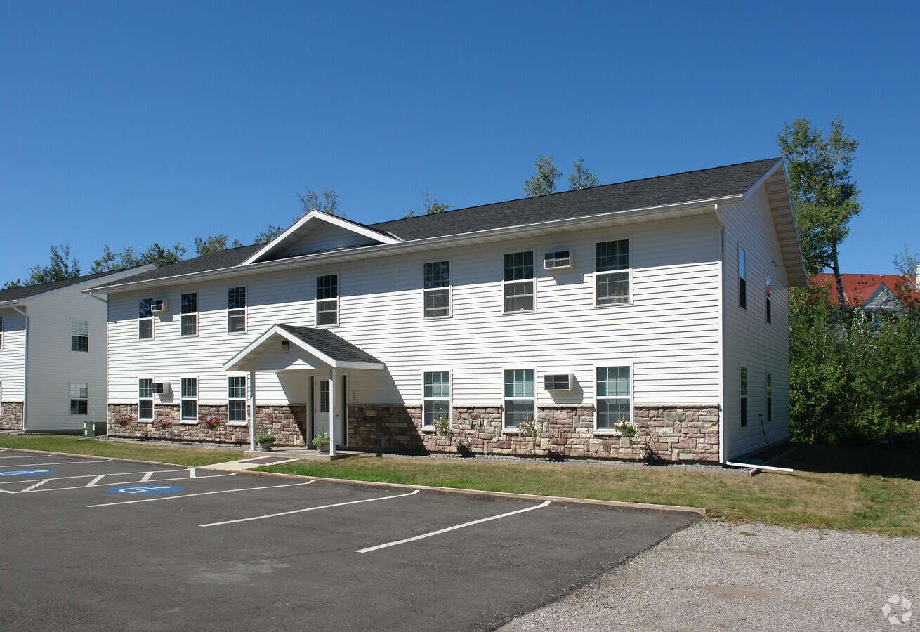 Photo - pine grove apartments