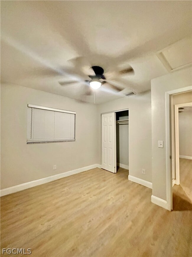 Building Photo - 5635 Fifth Ave