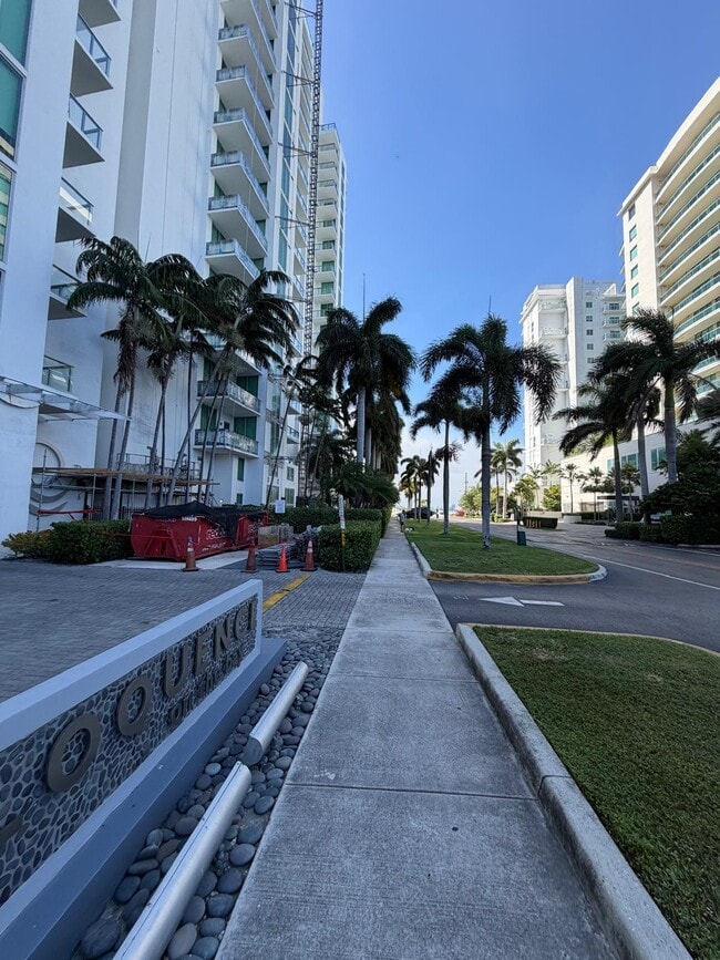 Building Photo - 7930 East Dr Unit 1506