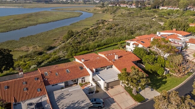 Building Photo - Newport Bluffs Front Row | Furnished Rental with Stunning Back Bay Views