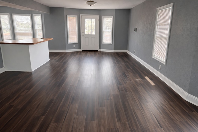 Photo - 3636 The Paseo Unit B