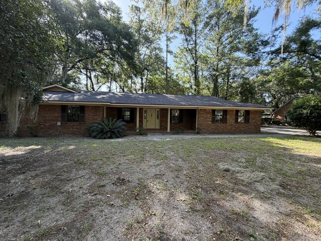 Building Photo - Home For Rent