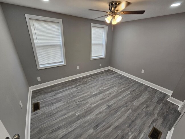 Photo - 3 Bedroom 2.5 bathroom located in Pigtown