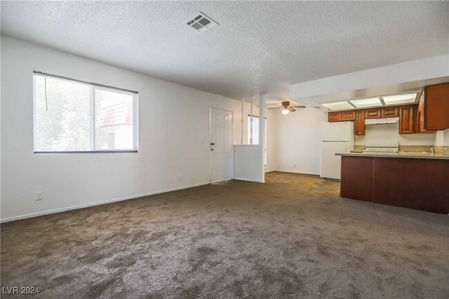 Photo - 4300 N Lamont St Condo Unit 229