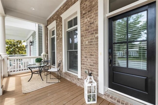 Photo - 1233 Parkstead Ln