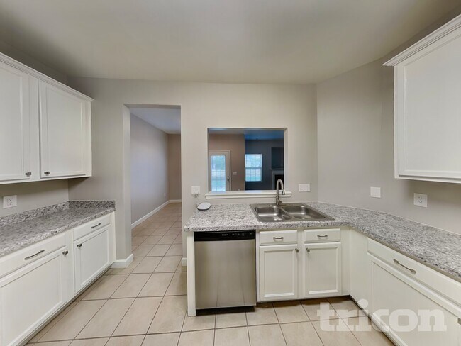 Photo - 8322 Knapp Ct