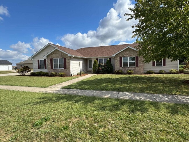 Building Photo - 4 Bedrooms, Big Yard & Top Schools – Don’t Miss This Chatham Beauty!