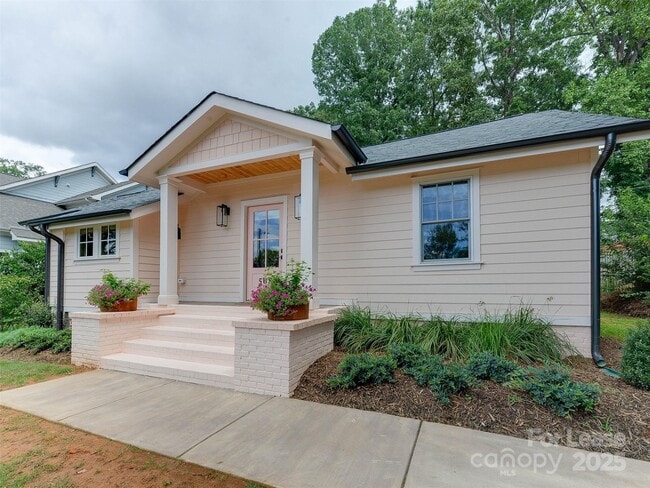 Photo - 508 Seldon Dr