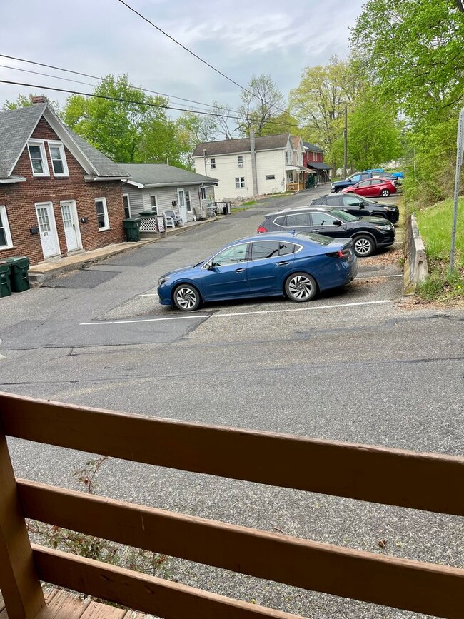 Photo - 2 Bedroom Single-Family Home in Bellefonte – Available August 1