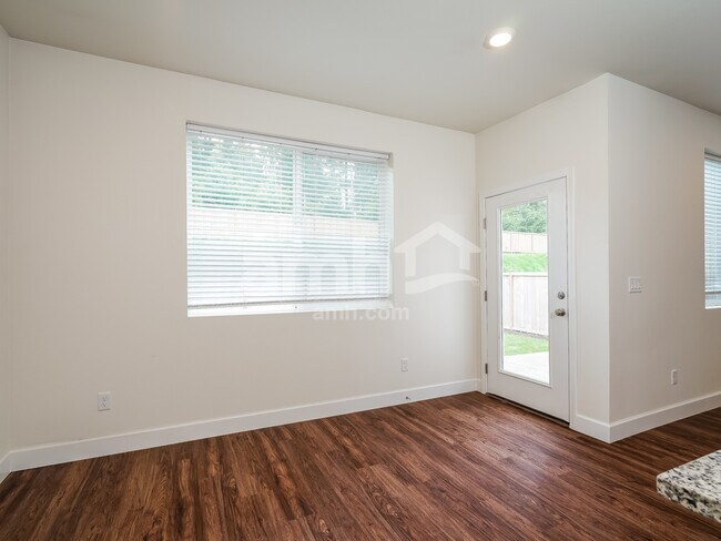 Photo - 1455 92nd Way SE