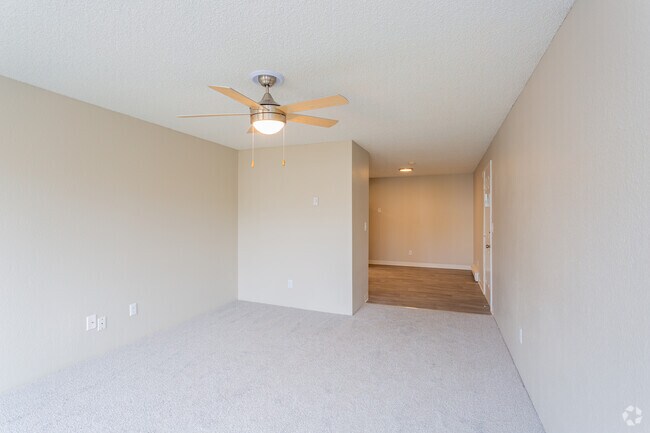 1BR, 1BA - 650SF - Indigo Apartment Homes