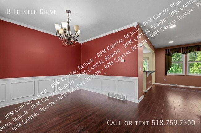 Photo - 8 Thistle Dr