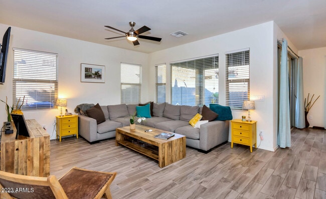 Photo - 4712 E Nocona Ln