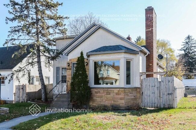 Photo - 1040 Geranium Ave E