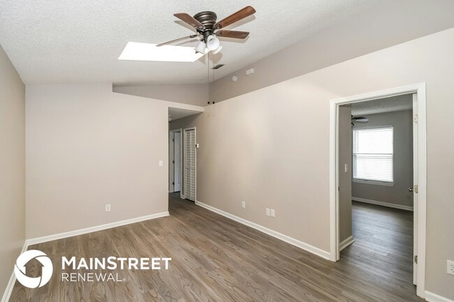 Photo - 5118 Somerton Ct