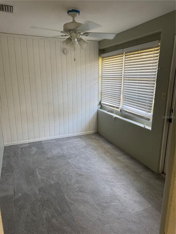 Photo - 2820 57th St S