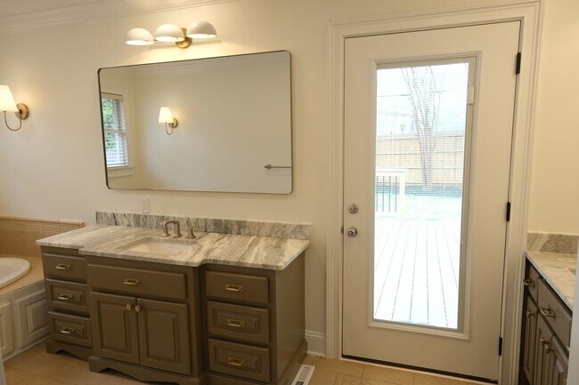 Photo - Spacious home in the Augusta Road Community - Lawn care included!