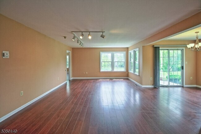 Photo - 2A Bristol Ct