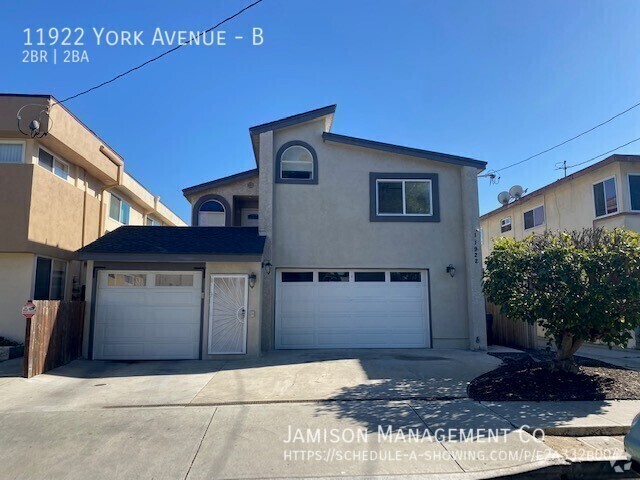 Building Photo - 11922 York Ave Unit B Rental