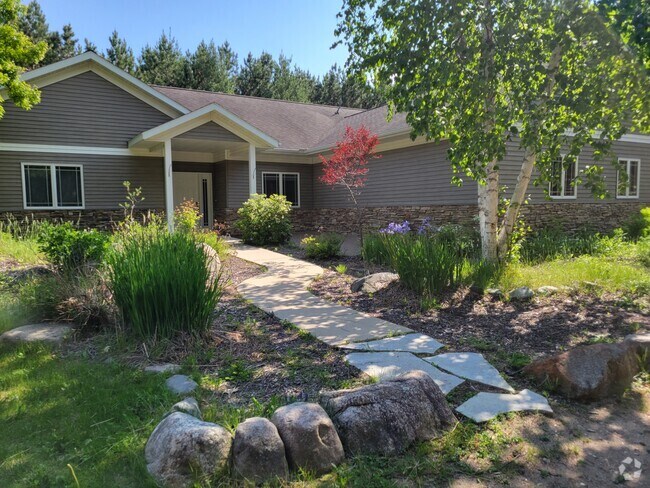 Building Photo - 28125 Sunny Beach Rd Rental