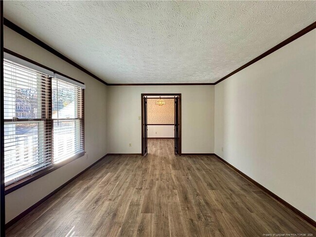 Photo - 389 Conifer Dr