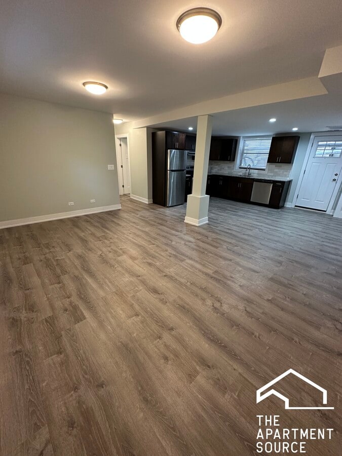 Photo - 916 Crain St