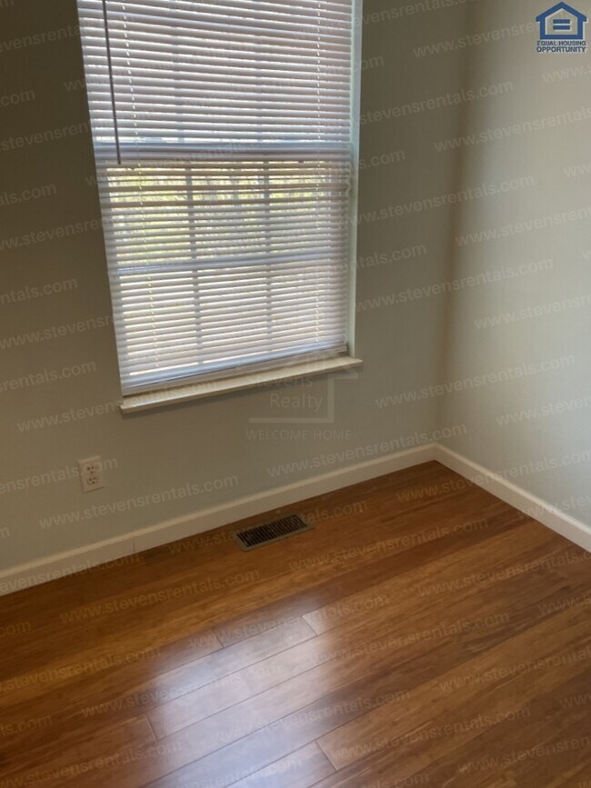 210 W Edison St Rental For Rent in Alcoa, TN