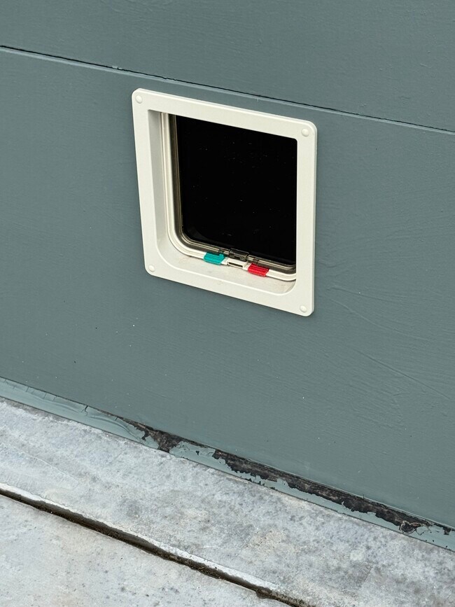 Photo - 368 Dogwood Ln House