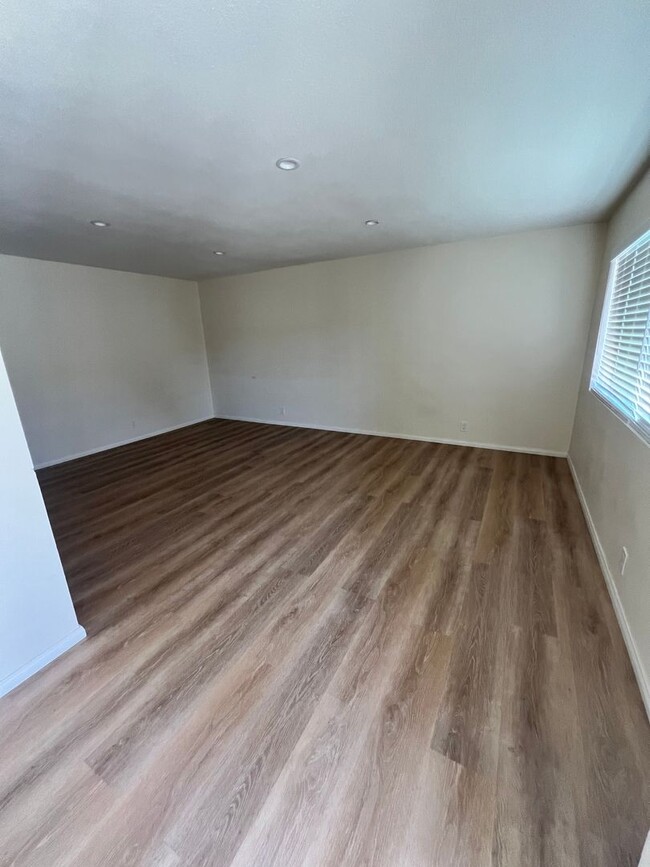 Photo - 211 Wolff St Apartment Unit 211 Wolff Street  A