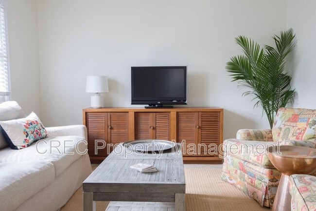 Photo - 637 Baytree Ct