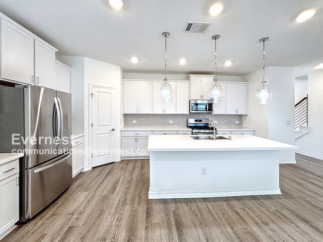 Building Photo - 2907 Bronx Dr Rental