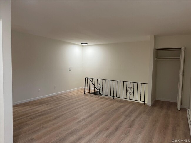 Photo - 2 Colonial Dr Unit 6