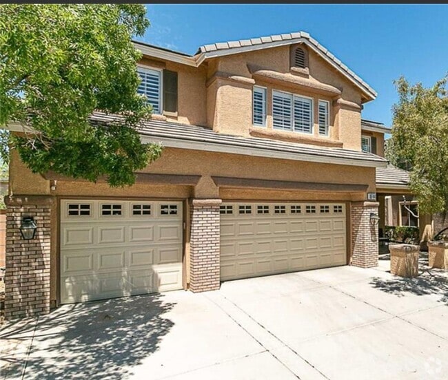 Building Photo - BEAUTIFUL 2 STORY 5 BEDROOM 4 FULL BATHROO... Rental
