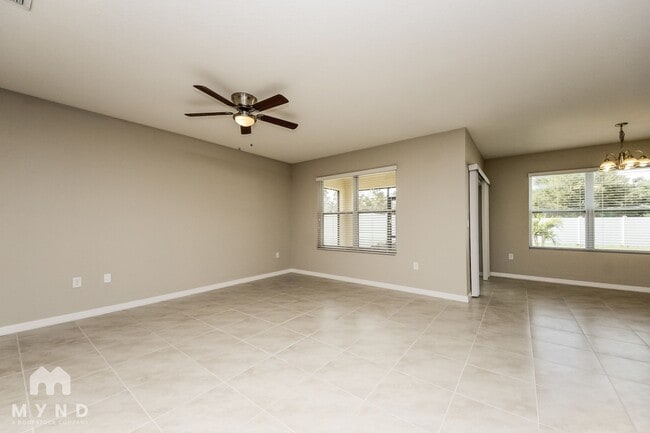 Photo - 1866 Green Dragon Dr