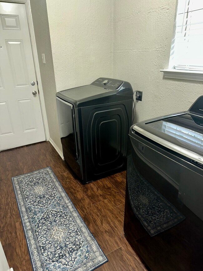 Photo - 5019 Blanchard Dr