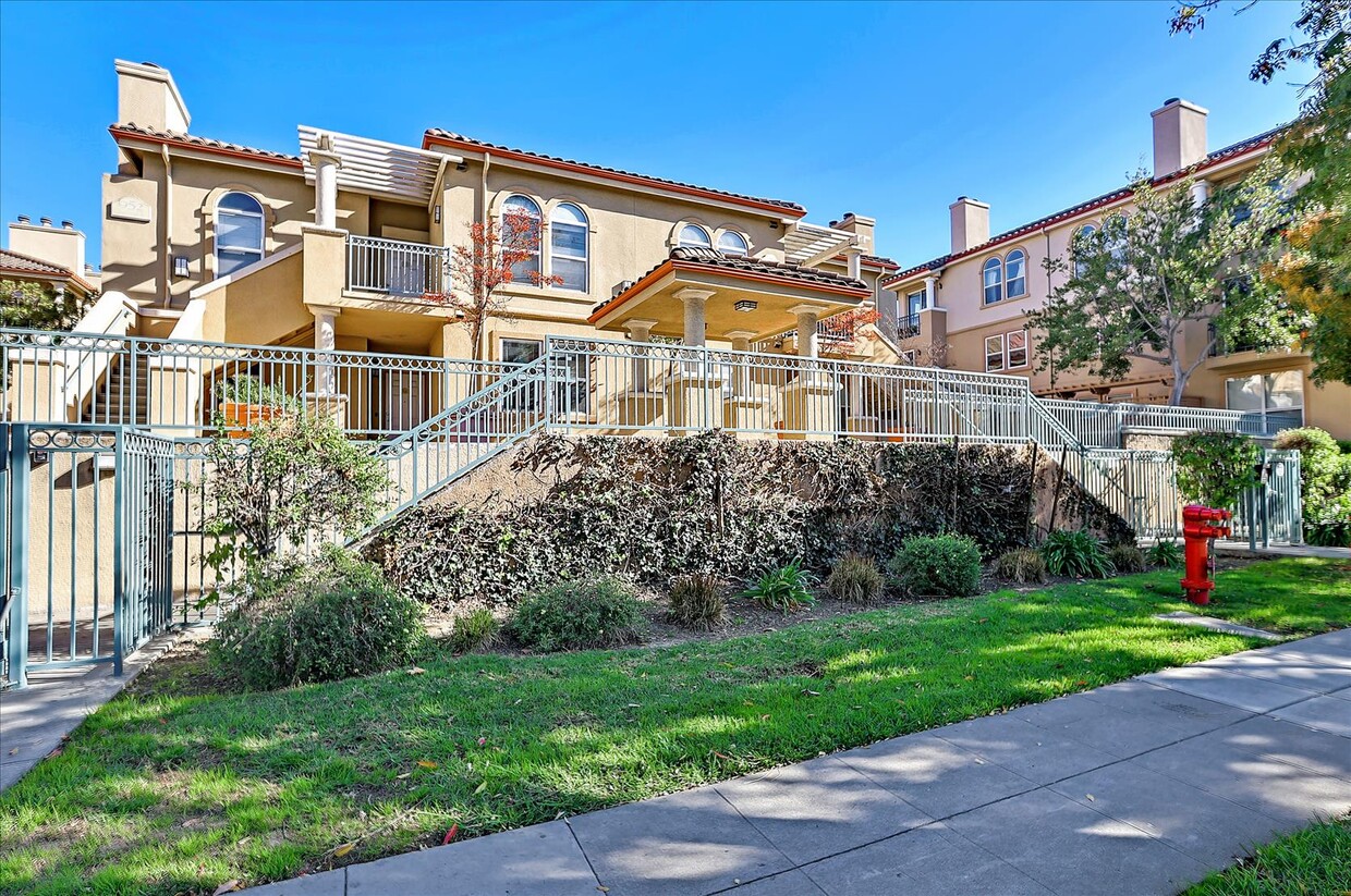 Photo - 952 S 11th St (San Jose, CA)