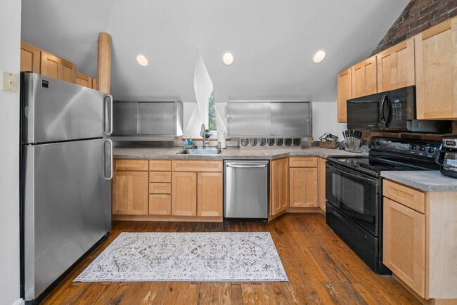 2584 Madison Rd Unit SI ID1056106P