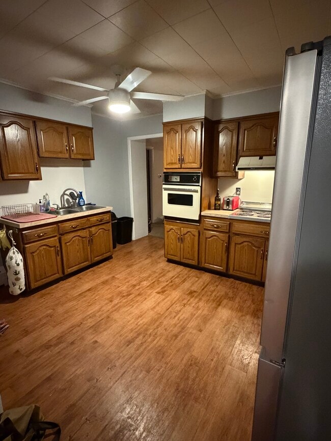 Kitchen - 166 4th St Unit Floor 2