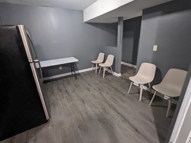 Photo - 972 Forrest Cir SE