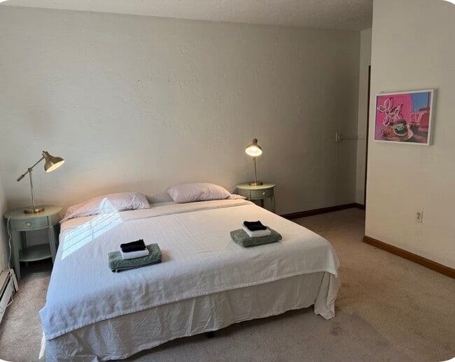 Photo - 41 Hollywood St. Unidad Apt 2