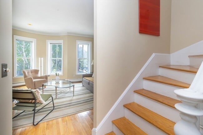 Photo - 17 Dartmouth St Unit 3