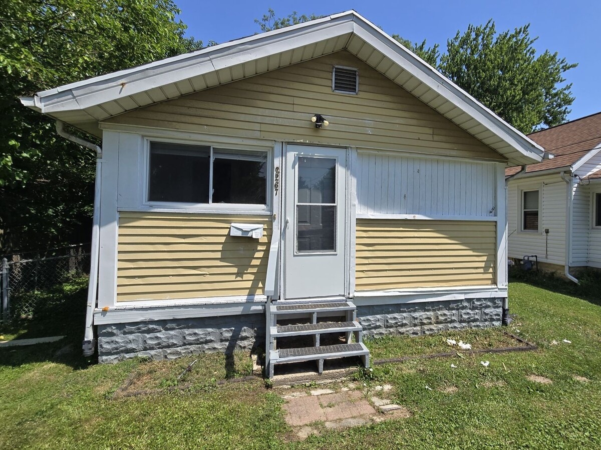 2 Bedroom House - 2 Bedroom House