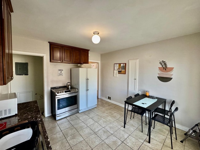 Photo - 2577 S 700 E Unit 1