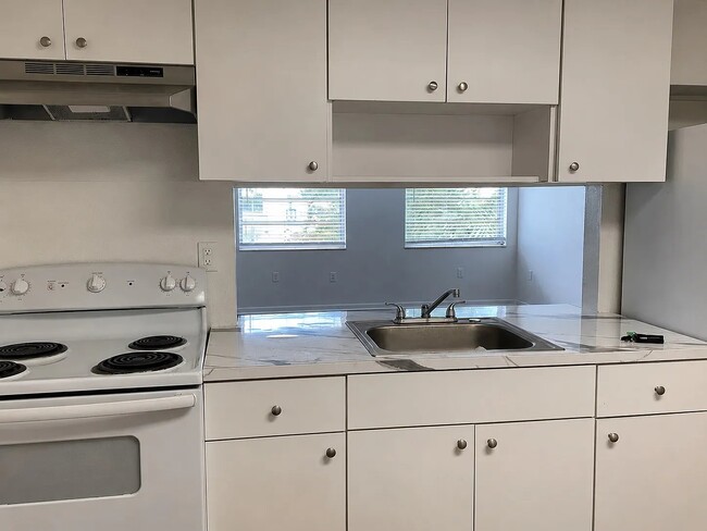 7901 Johnson St Unit 1
