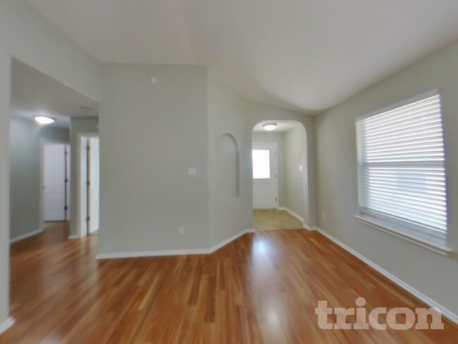 Photo - 3106 Wickham Ln