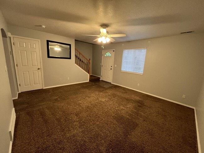 Photo - 141 Penny Ln