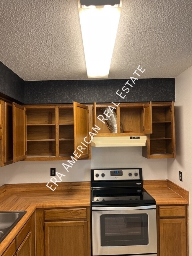 Photo - 93 Harris Rd NE