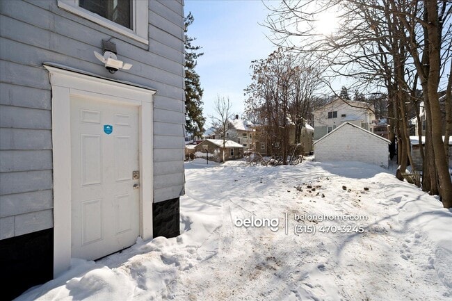 Photo - 122 Redfield Pl